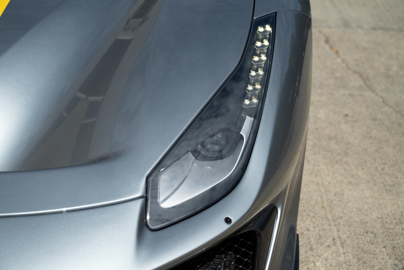 Used 2020 Ferrari 488 Pista Spider RWD image 15