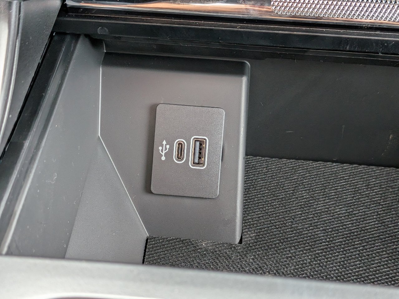 New 2026 Ford F150 Lariat w/ Equipment Group 501A Mid AWD/4WD image 25