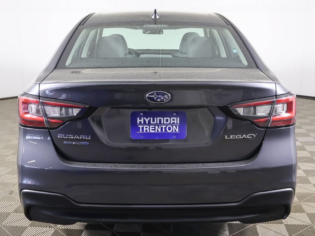 Used 2025 Subaru Legacy Premium AWD/4WD image 11