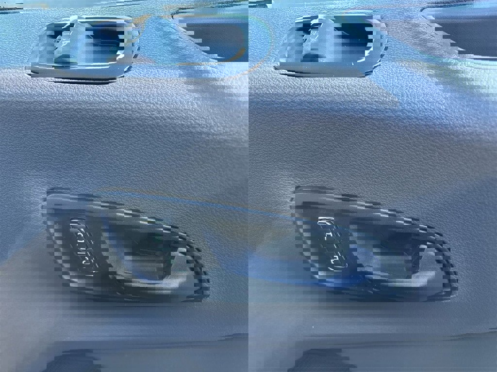 Used 2022 Ford Transit 250 image 42