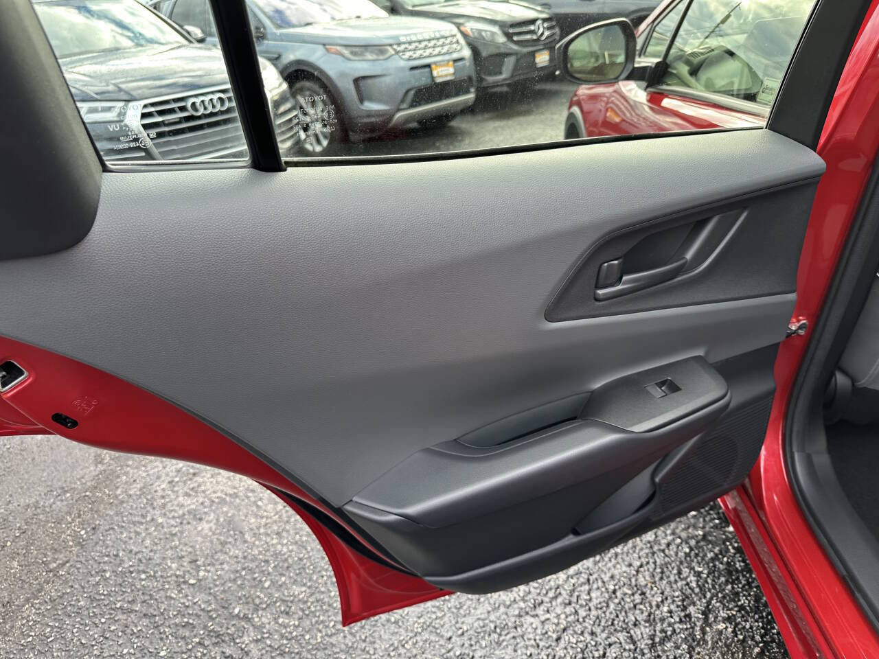 Used 2023 Toyota Prius LE image 12