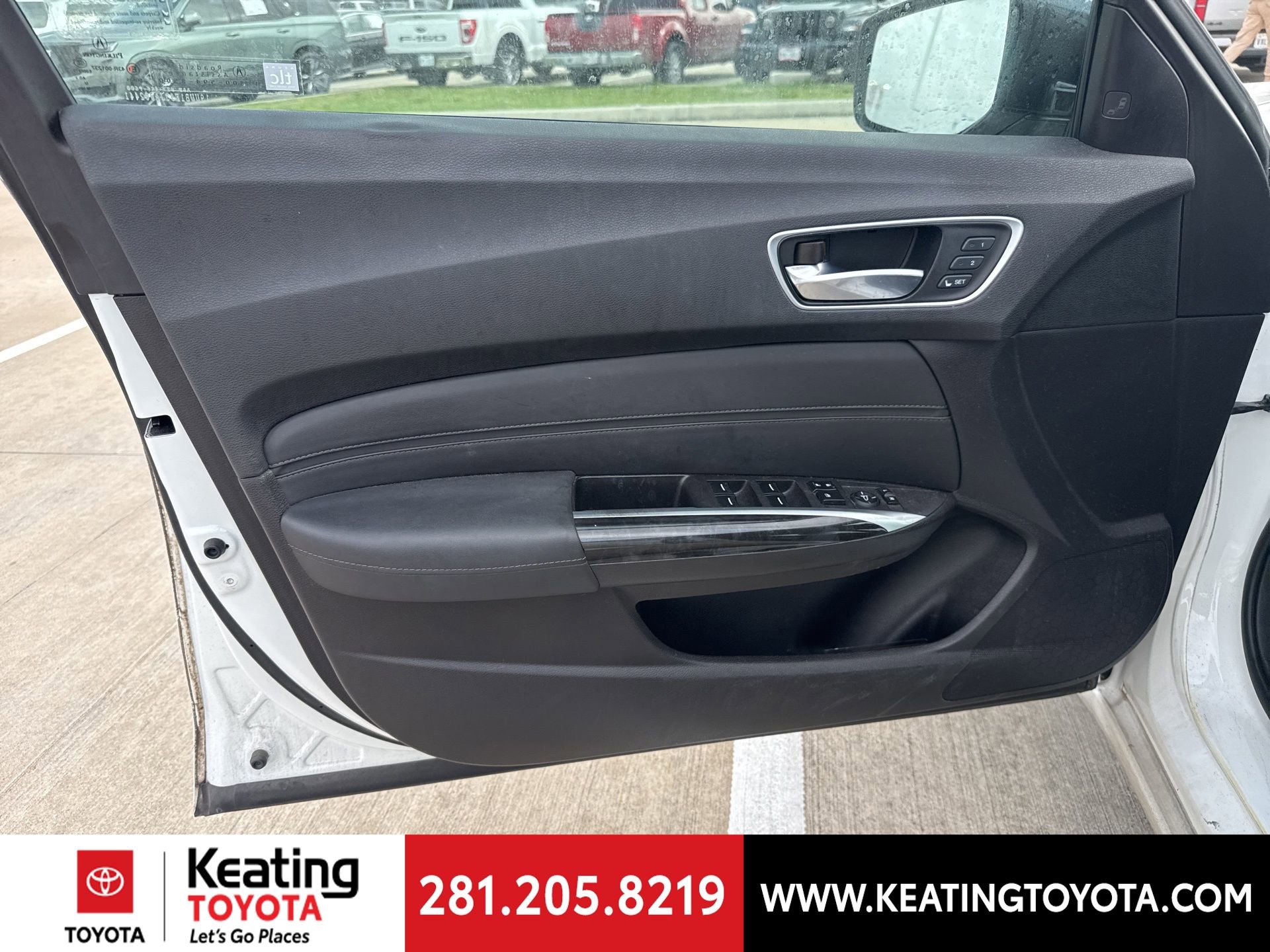 Used 2018 Acura TLX w/ Technology Package image 9