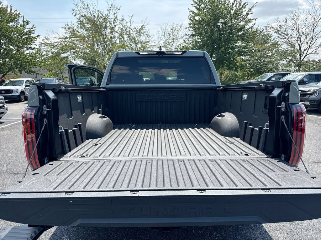 Used 2024 Toyota Tundra Platinum AWD/4WD image 24
