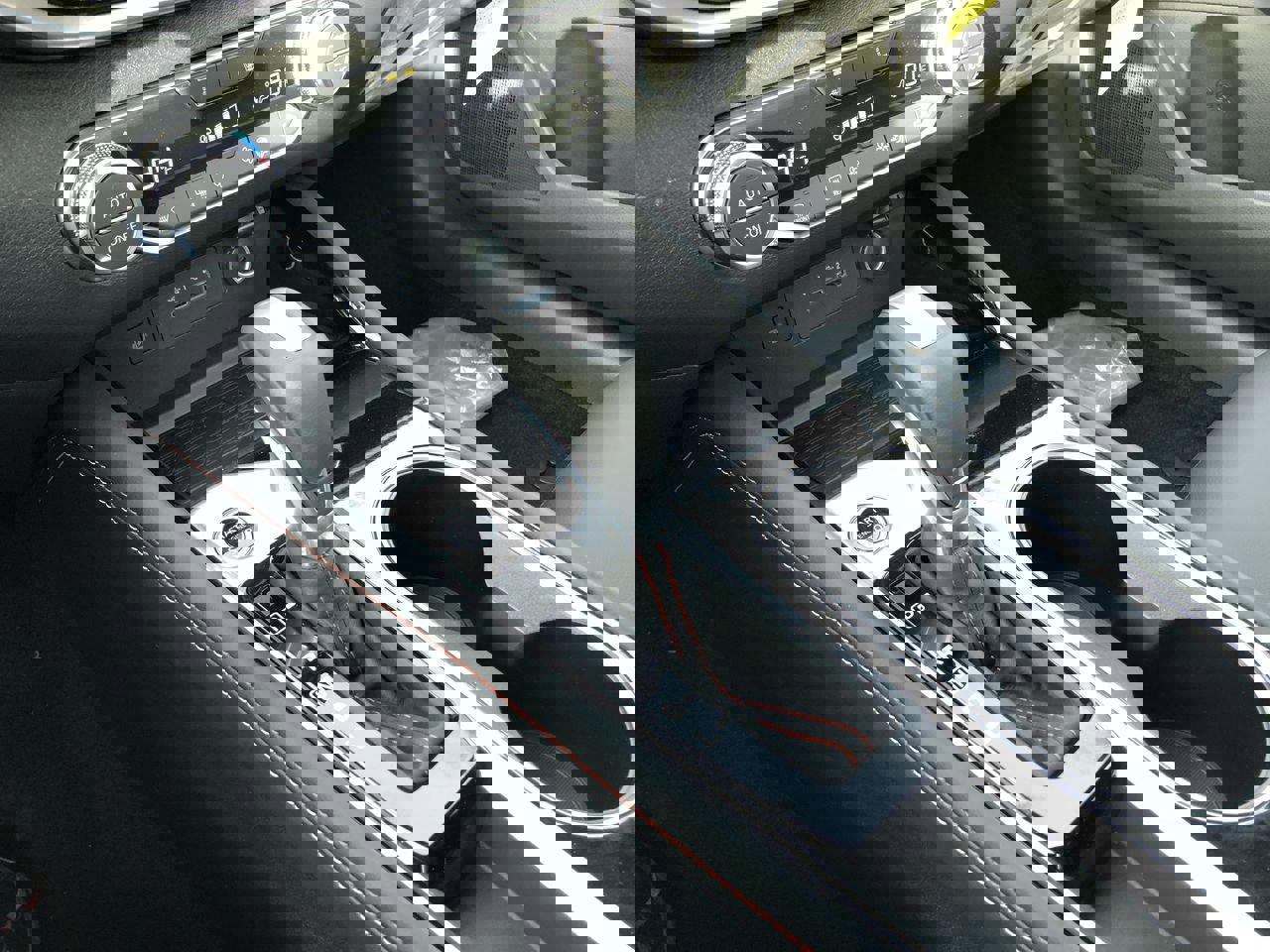 New 2025 Nissan Altima 2.5 SR w/ SR Premium Package image 27