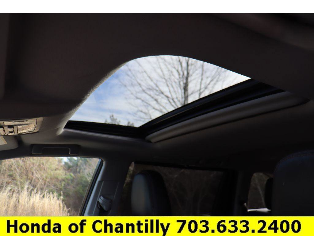 Used 2017 Toyota Highlander XLE image 20