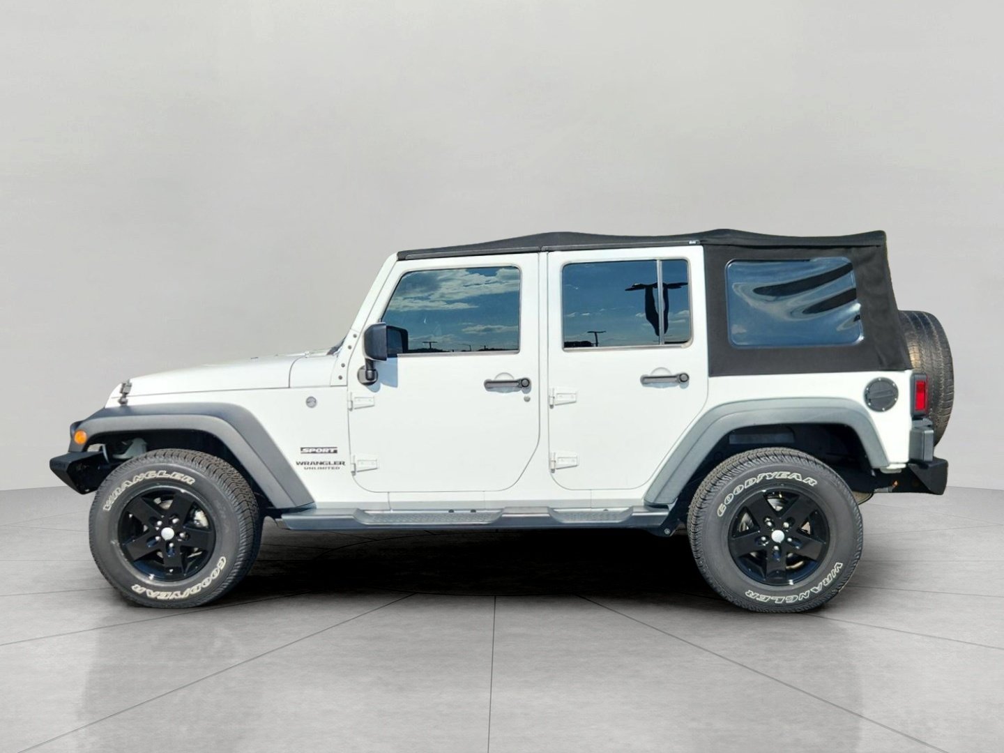 Used 2016 Jeep Wrangler Unlimited Sport w/ Quick Order Package 24S AWD/4WD image 11