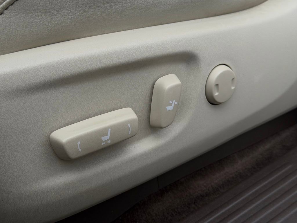 Used 2015 Lexus GX 460 Luxury image 17