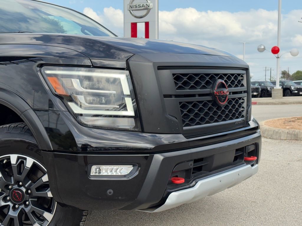 Used 2024 Nissan Titan PRO-4X w/ Pro-4x Convenience Package image 3