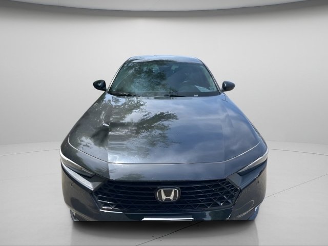 Used 2023 Honda Accord Touring image 3
