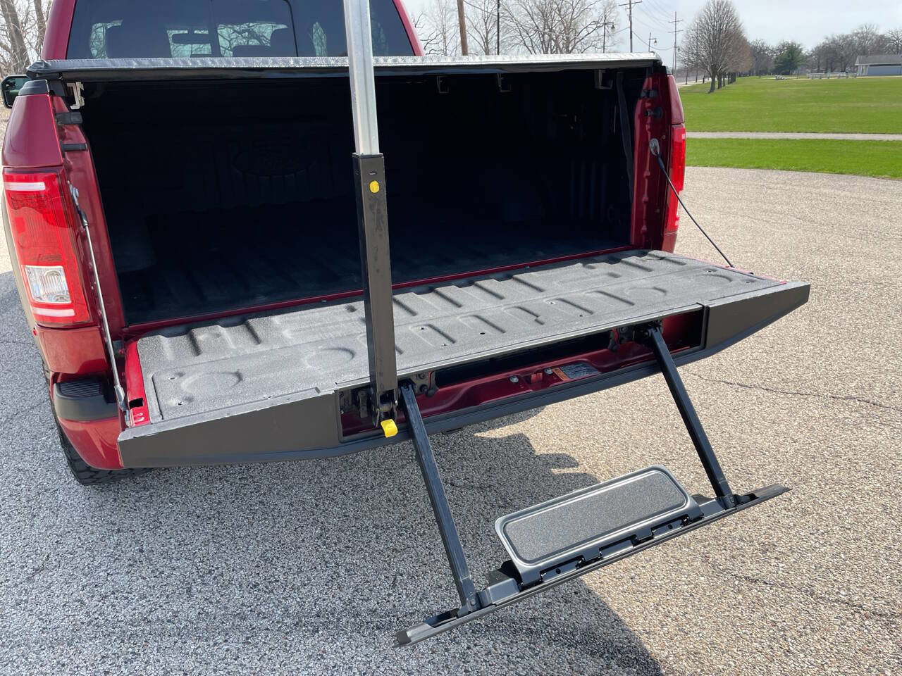 Used 2017 Ford F150 XLT w/ Equipment Group 302A Luxury image 74