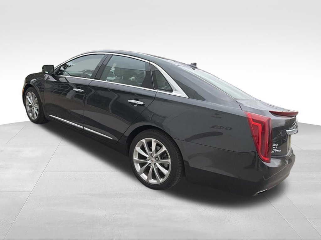 Used 2013 Cadillac XTS Luxury w/ Driver Awareness Package AWD/4WD image 10