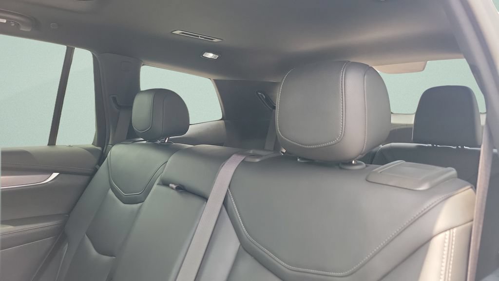 Used 2021 Cadillac XT6 Luxury FWD image 10