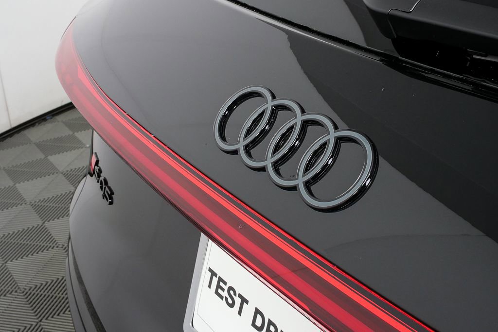 New 2025 Audi SQ5 Premium Plus AWD/4WD image 37