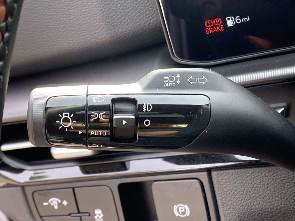 New 2026 Kia Sportage SX FWD image 40