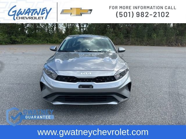 Used 2023 Kia Forte LXS FWD image 2