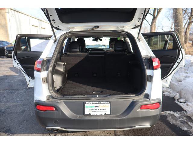 Used 2017 Jeep Cherokee Limited image 15