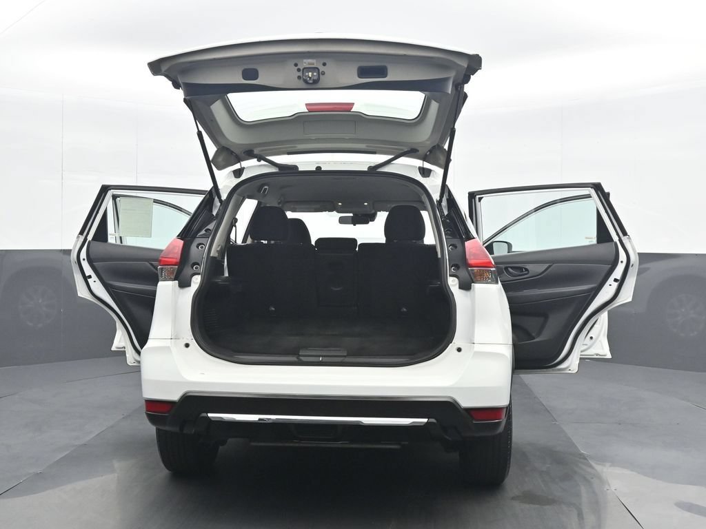 Used 2019 Nissan Rogue S AWD/4WD image 34