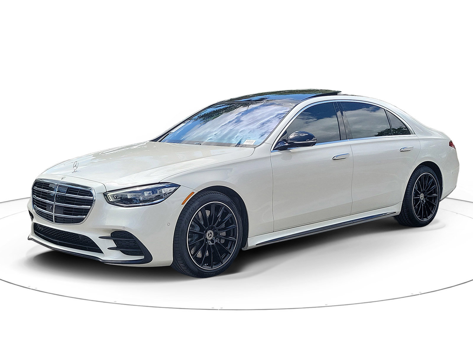 Used 2022 Mercedes-Benz S 580 4MATIC Sedan image 2