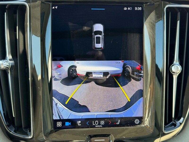 Certified 2023 Volvo XC60 B5 Plus w/ Climate Package AWD/4WD image 24