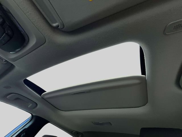 Certified 2023 Toyota Corolla Cross LE w/ Moonroof Package image 34