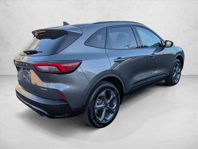 Used 2025 Ford Escape ST-Line image 5