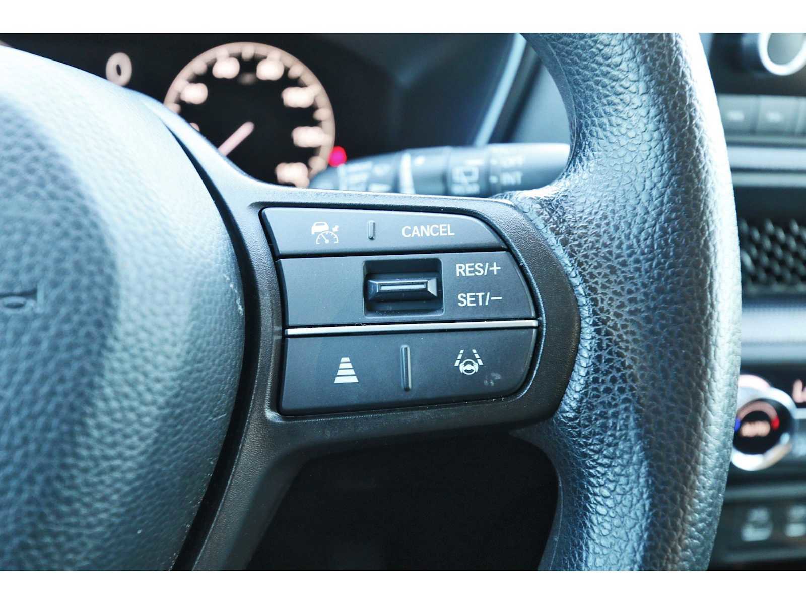 Used 2024 Honda CR-V EX image 16