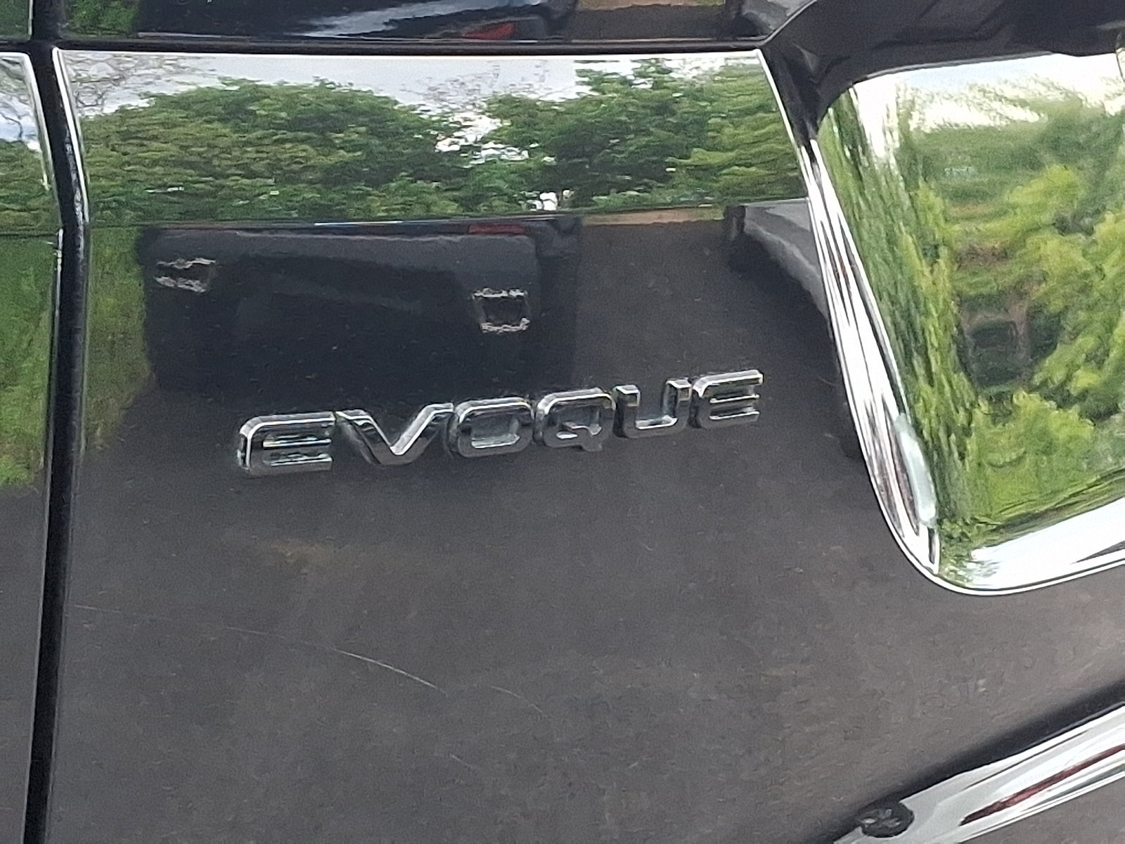 Used 2023 Land Rover Range Rover Evoque S AWD/4WD image 29
