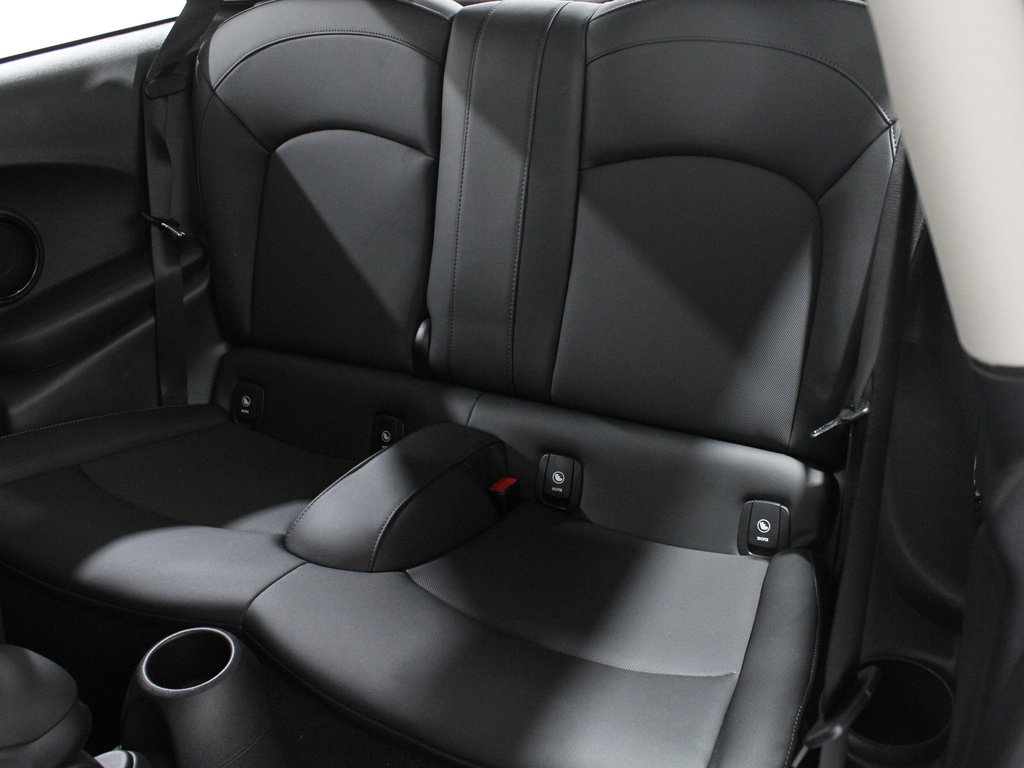 Certified 2023 MINI Cooper S image 18