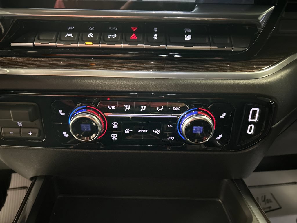 Used 2025 GMC Sierra 1500 Elevation w/ Preferred Package AWD/4WD image 19