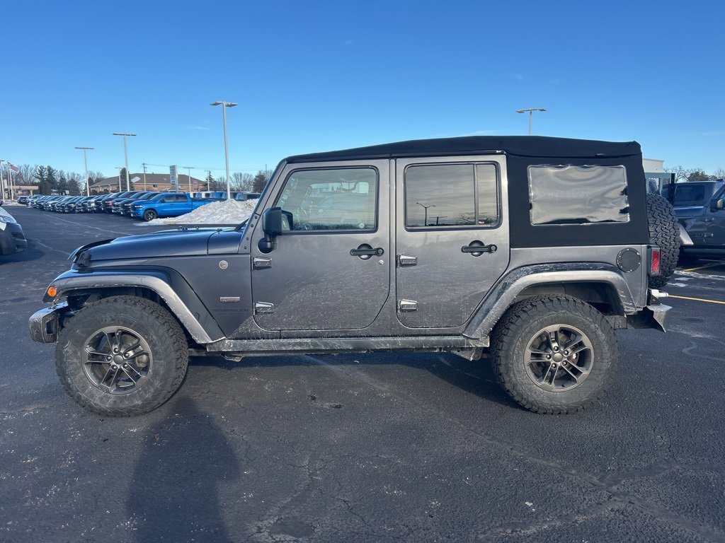 Used 2016 Jeep Wrangler Unlimited Sahara image 6