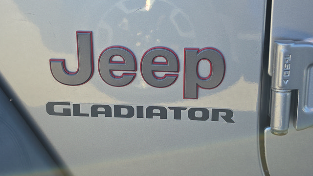 Used 2020 Jeep Gladiator Rubicon AWD/4WD image 33