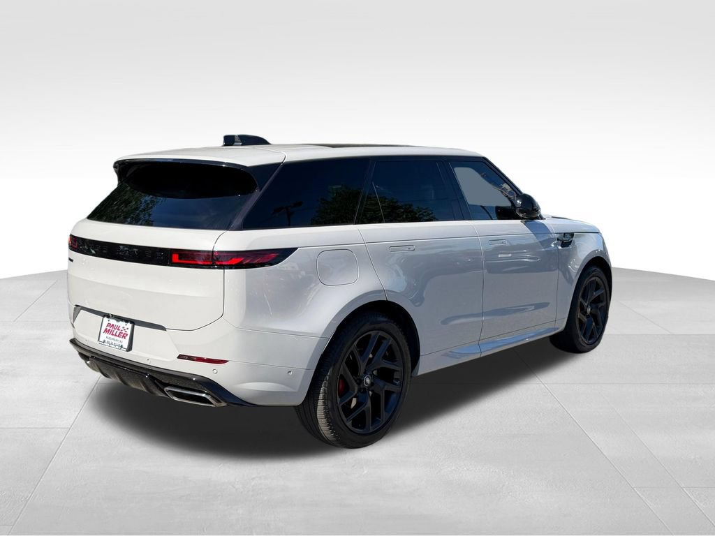 Used 2024 Land Rover Range Rover Sport Dynamic SE AWD/4WD image 7