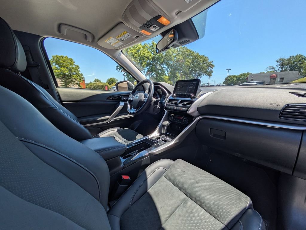 Used 2025 Mitsubishi Eclipse Cross SE AWD/4WD image 32