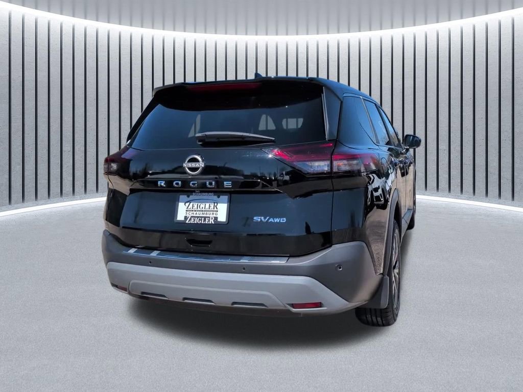 Used 2023 Nissan Rogue SV image 9