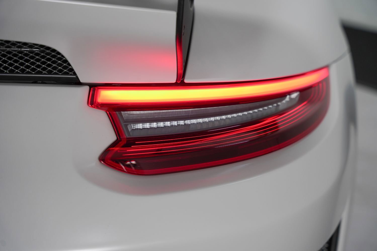 Used 2019 Porsche 911 GT3 RS RWD image 20