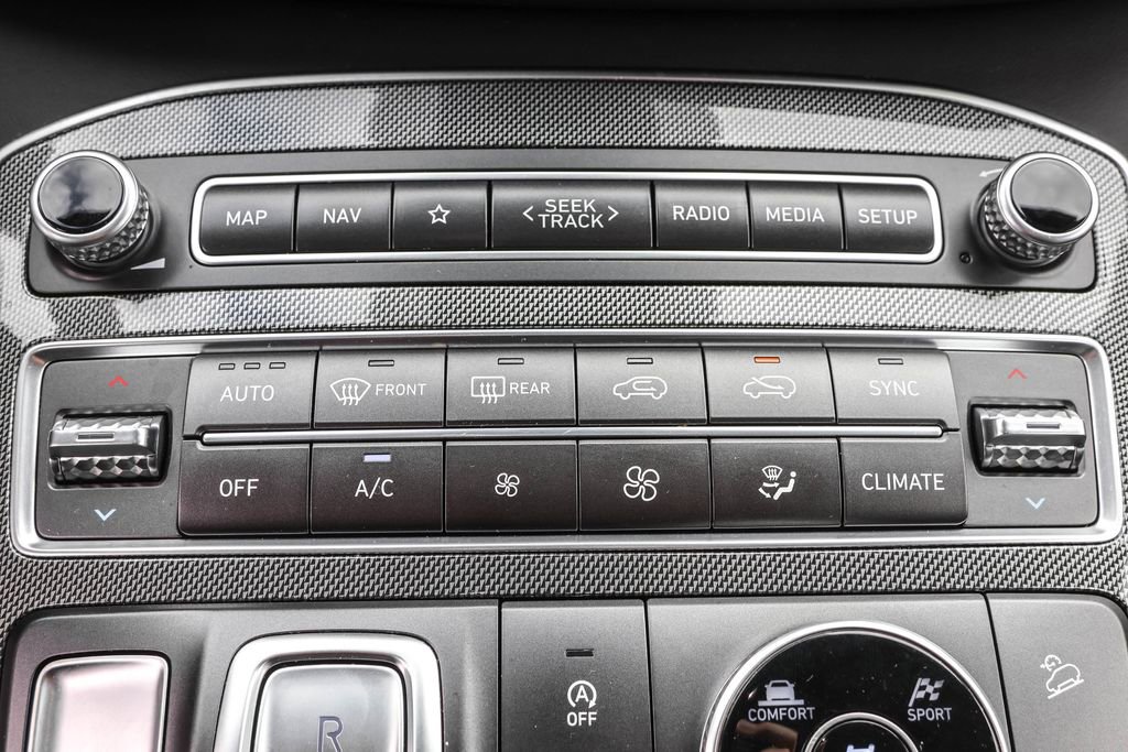 Certified 2023 Hyundai Santa Fe SEL w/ Premium Package AWD/4WD image 26