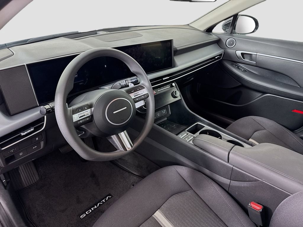 Certified 2025 Hyundai Sonata SEL image 9
