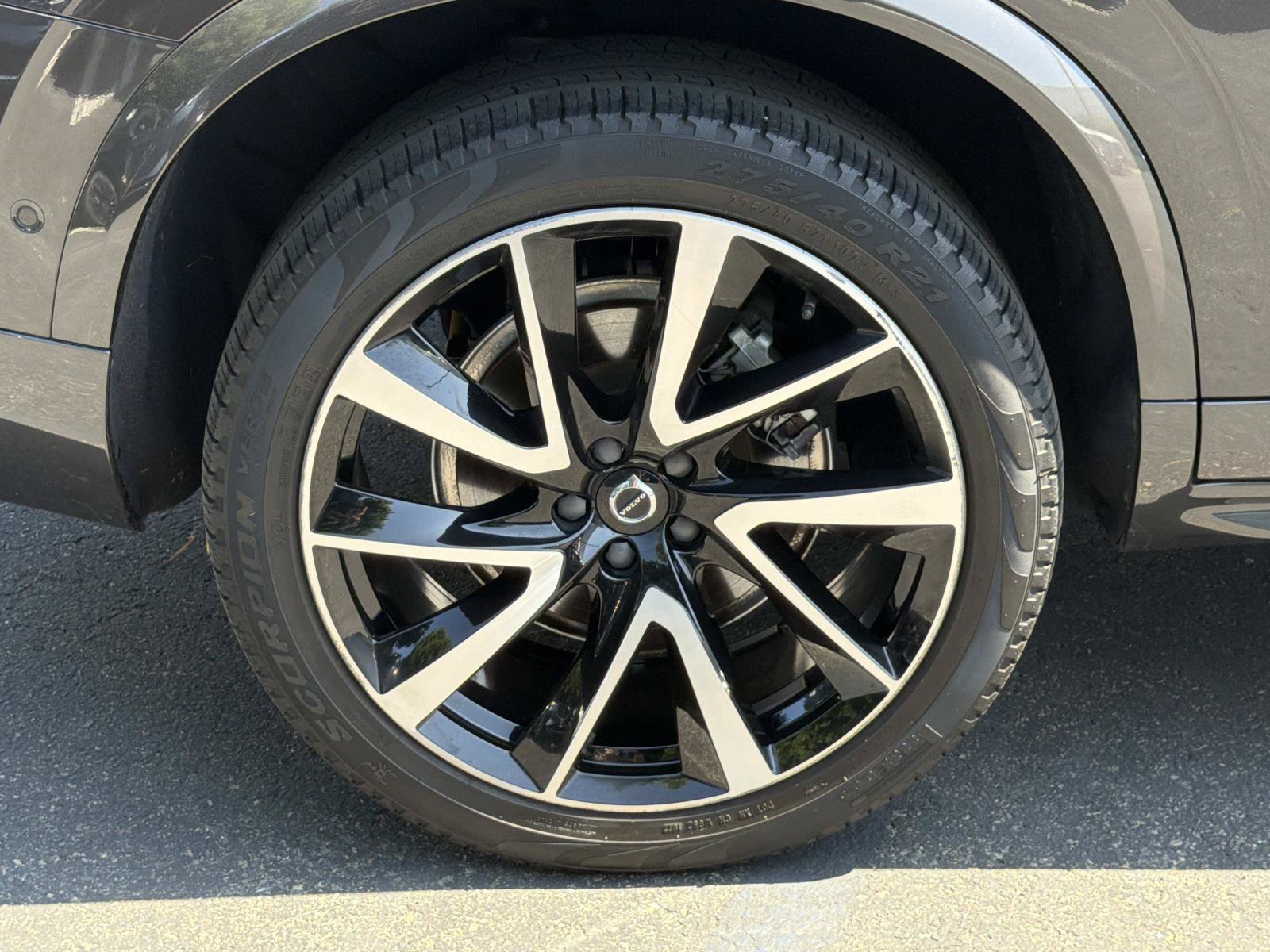 Certified 2023 Volvo XC90 B6 Plus w/ Protection Package Premier AWD/4WD image 28