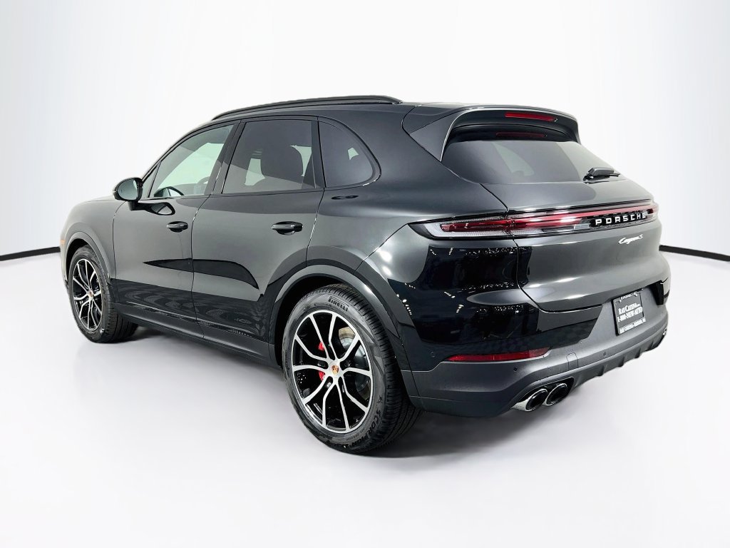 New 2026 Porsche Cayenne S AWD/4WD image 3