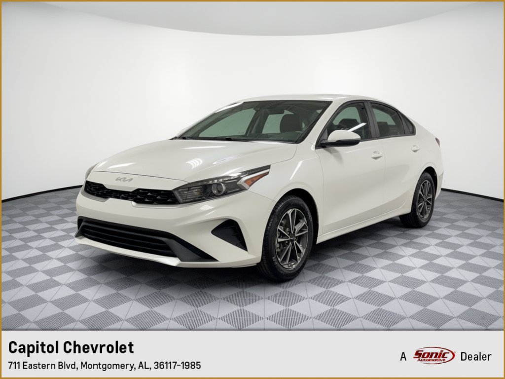 Used 2023 Kia Forte LXS w/ LXS Technology Package FWD image 1