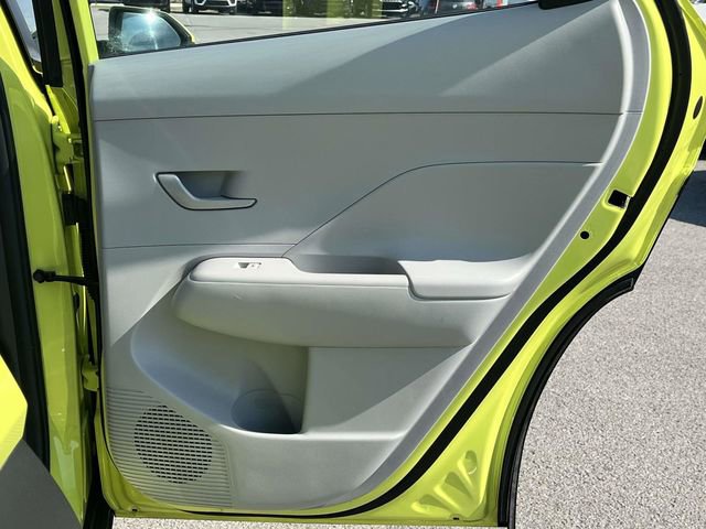 Used 2024 Hyundai Kona SE image 21