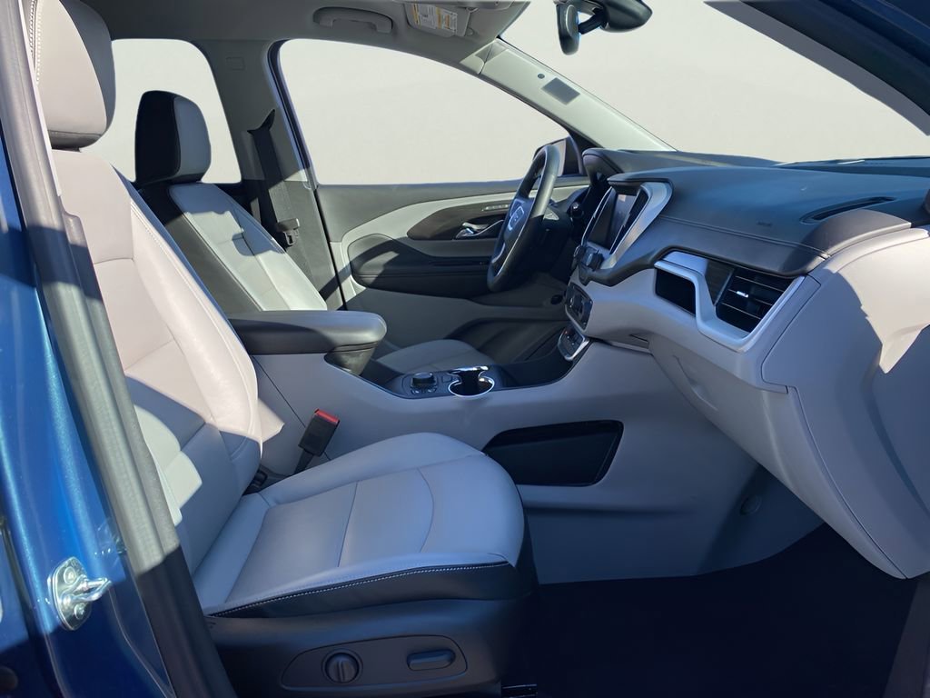 Used 2024 GMC Terrain SLT w/ Tech Package image 20