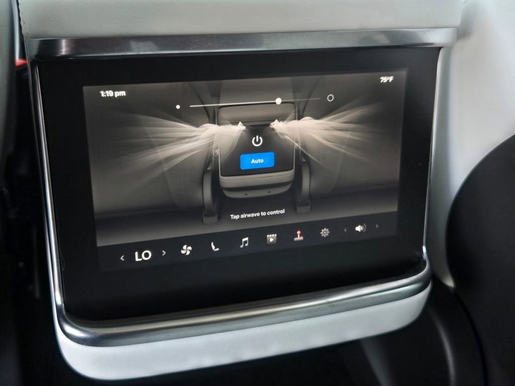 Used 2022 Tesla Model S image 11