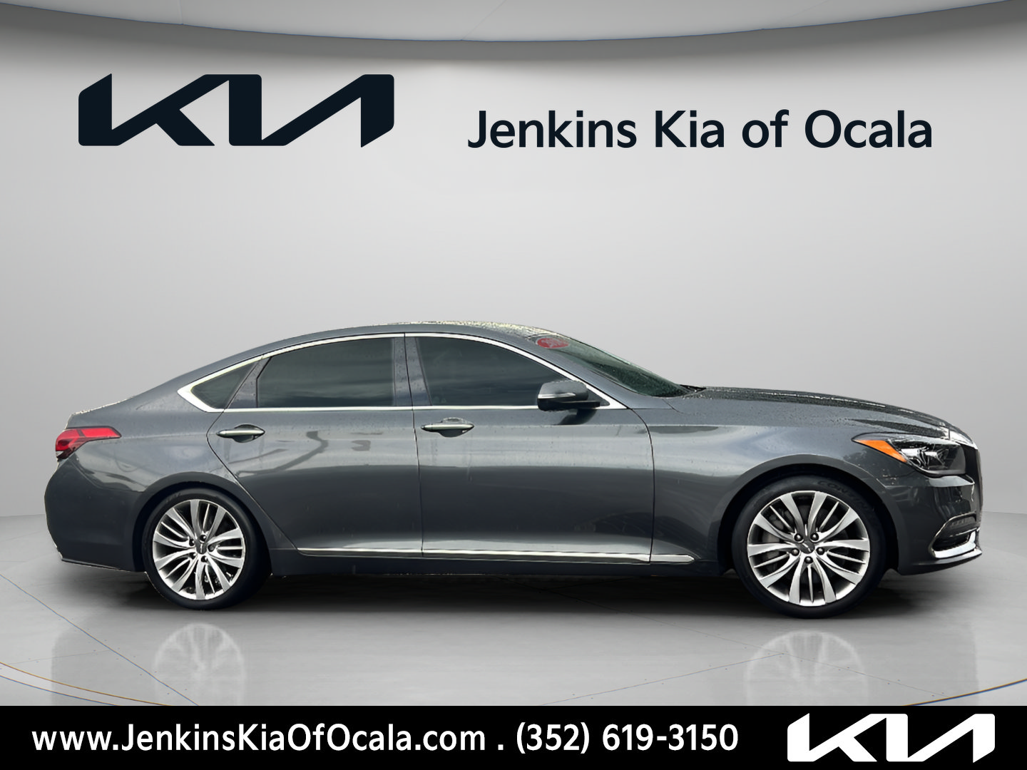 Used 2018 Genesis G80 5.0 Ultimate AWD/4WD image 2