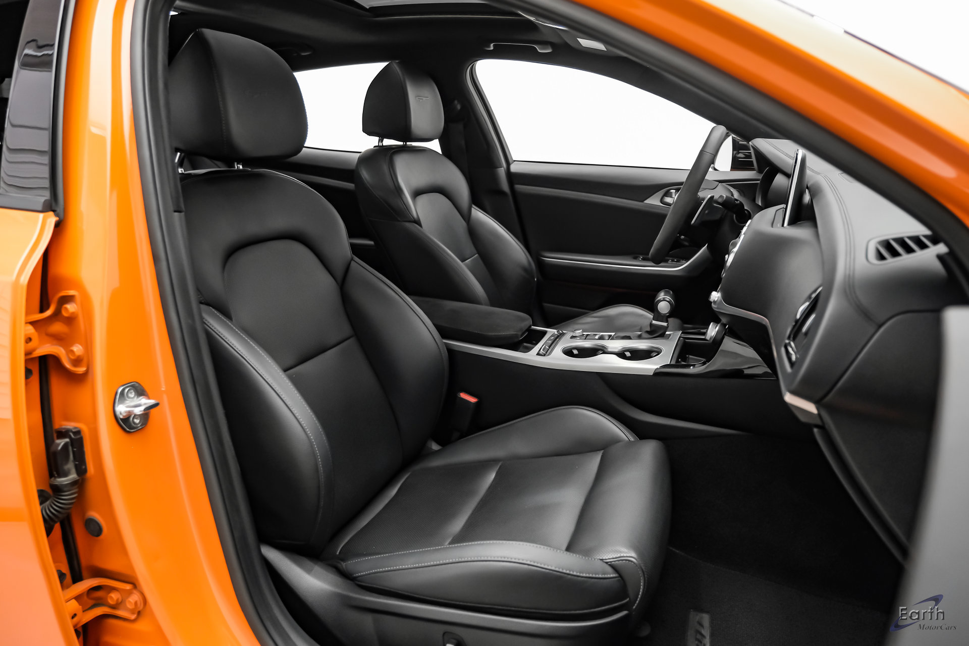 Used 2019 Kia Stinger GTS RWD image 48