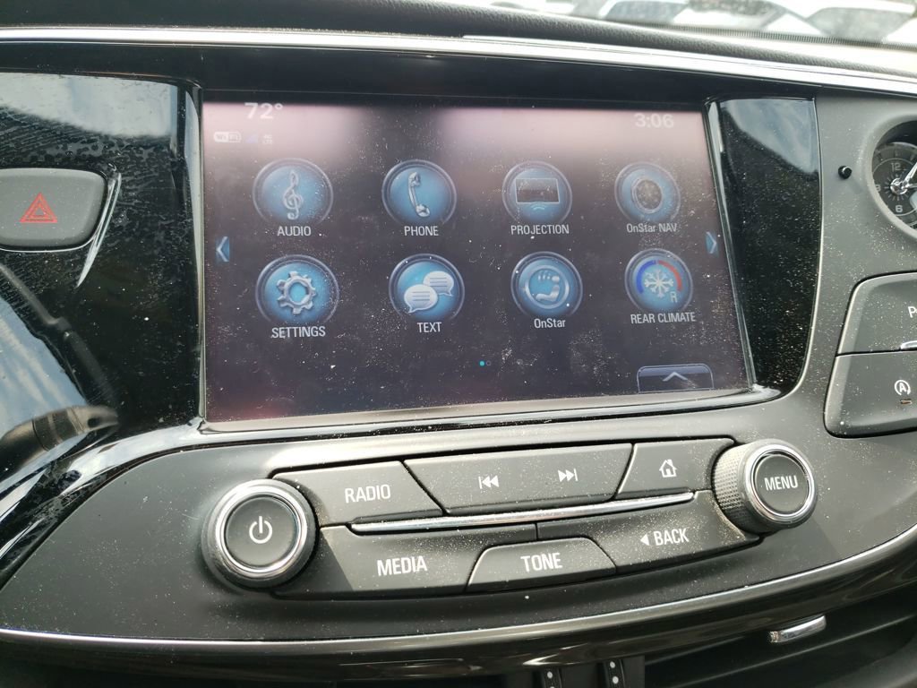 Used 2019 Buick Envision Essence AWD/4WD image 18