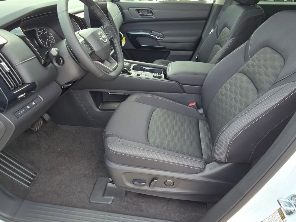 New 2026 Nissan Pathfinder SV w/ Cargo Package AWD/4WD image 17