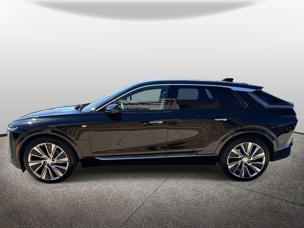 Certified 2024 Cadillac Lyriq Luxury w/ LPO, Floor Liner Package image 3