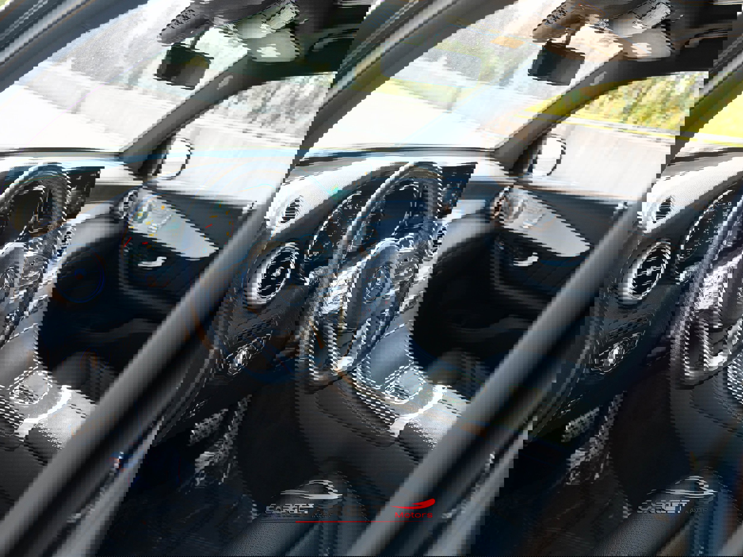 Used 2020 Mercedes-Benz GLC 300 4MATIC Coupe image 13