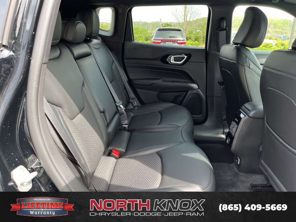 New 2026 Jeep Compass Latitude image 20